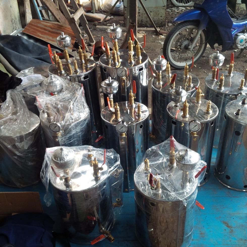 bagusxph's tweet photo. ready stock strika uap dari 10 liter sampe 45 liter minat langsung hubungin 082232325887 @InfoSamarinda http://t.co/Fcle9vjSAK
