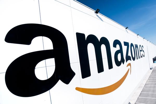_OfficialPress's tweet image. Amazon lanza #Workmail, su propio correo de #empresas - officialpress.net/amazon-lanza-w…
