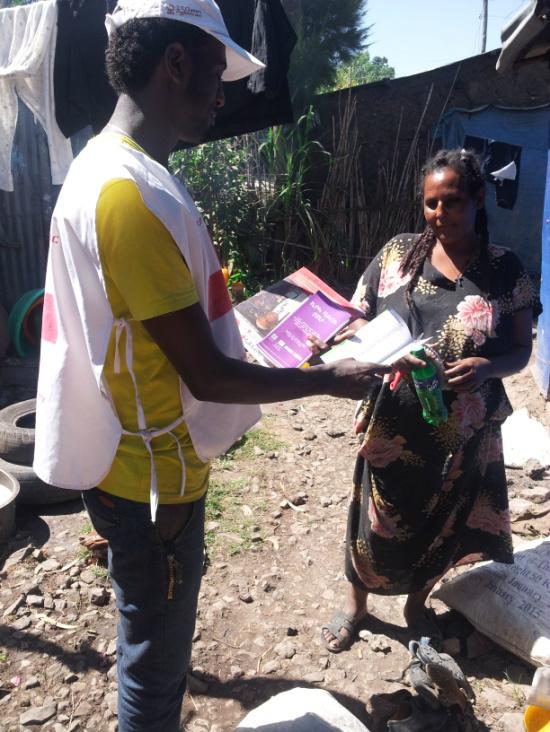 ifrc's tweet photo. MT @IFRCAfrica: DidYouKnow? RedCross vols have reached 86k ppl w #Ebola awareness messages in Ethiopia http://t.co/1n9dspvWwh #HelpStopEbola