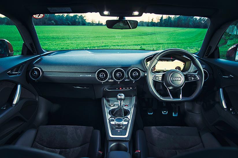 CARmagazine tweet picture