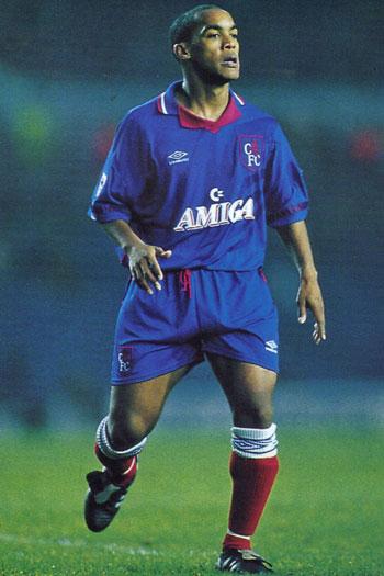 Happy birthday to Mark Stein (1993-98) who is 49 today 