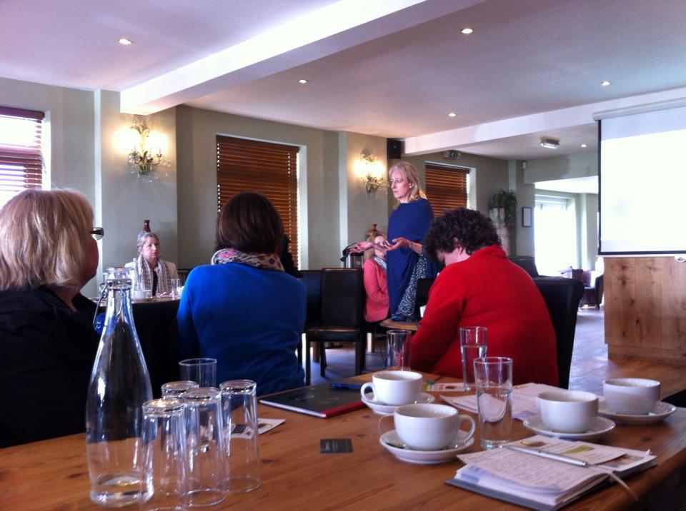2BiBrandStylist's tweet photo. Great morning session at @stroudbn #women in #business #2binspired http://t.co/RJTakiBCL7