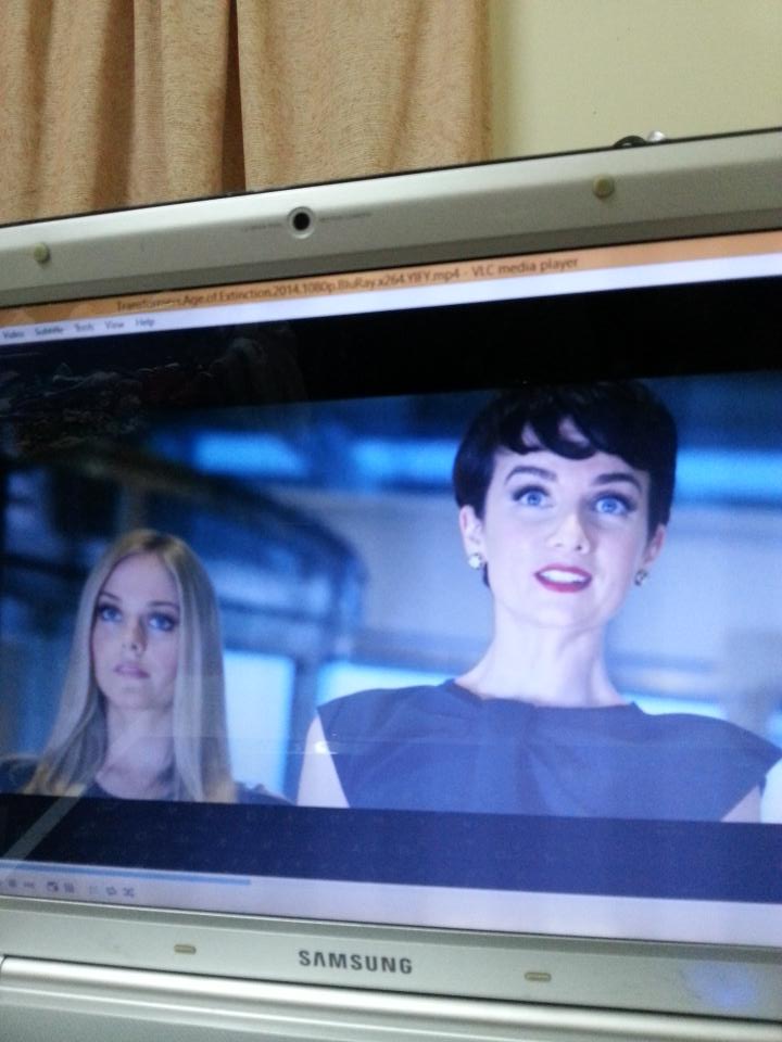 VictoriaSummer's tweet photo. RT:“@PhilUAE: Hi @VictoriaSummer ... watching you right now. #Transformer4 #SoPrettyAndSexyVictoria :)) http://t.co/siCYVbhfYc” Love ❤️