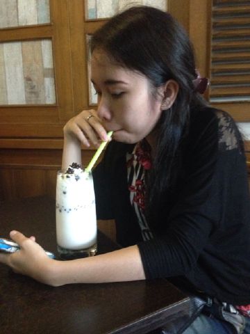 opikNS's tweet photo. @Barong cafe http://t.co/RMosIUf3co