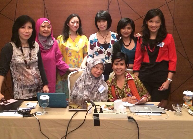 ElizabethYohmi's tweet photo. Top marotop"@drtiwi: Ini team  ukk perina, pedsos,gizi,gastro primadona #SatgasASI PP IDAI 2014-2017@amanpulungan http://t.co/Iwq13YigEy"