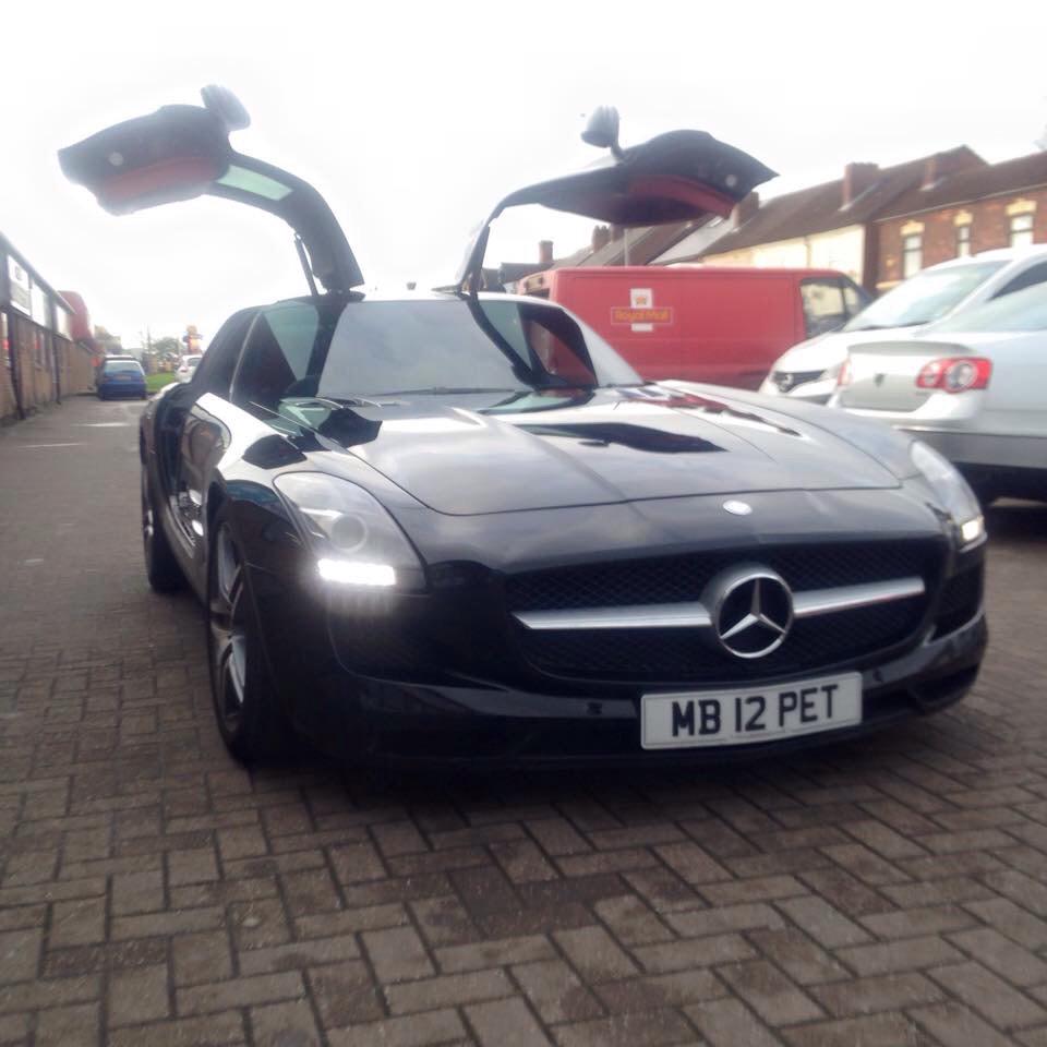 SpottedBurton's tweet photo. Lord Aleems cars are still causing controversy on spotted Burton's facebook page #lordaleem http://t.co/q3y4FGe9IE
