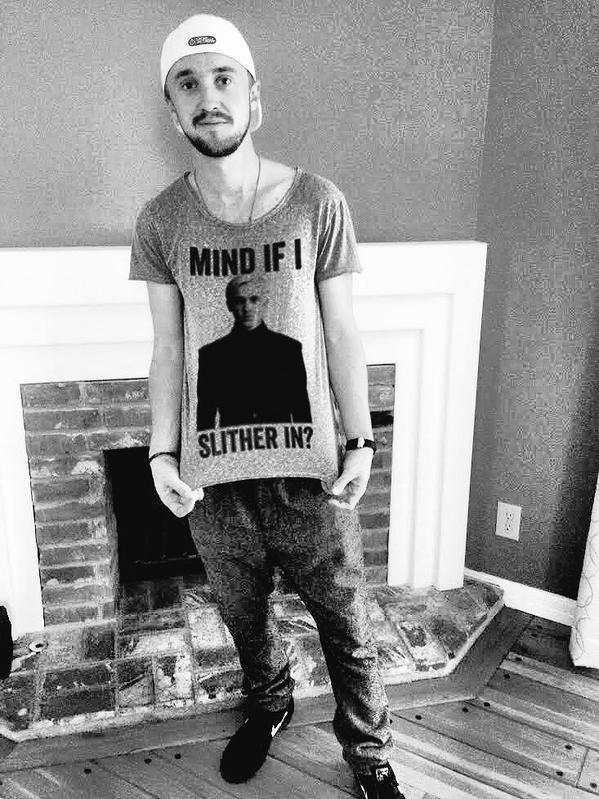 MbahPotterShop's tweet photo. Dari semua pemeran film Harry Potter, Tom Felton (pemeran Draco Malfoy) lah yg paling merindukan kisah Harry Potter.. http://t.co/VlezfSHZhJ
