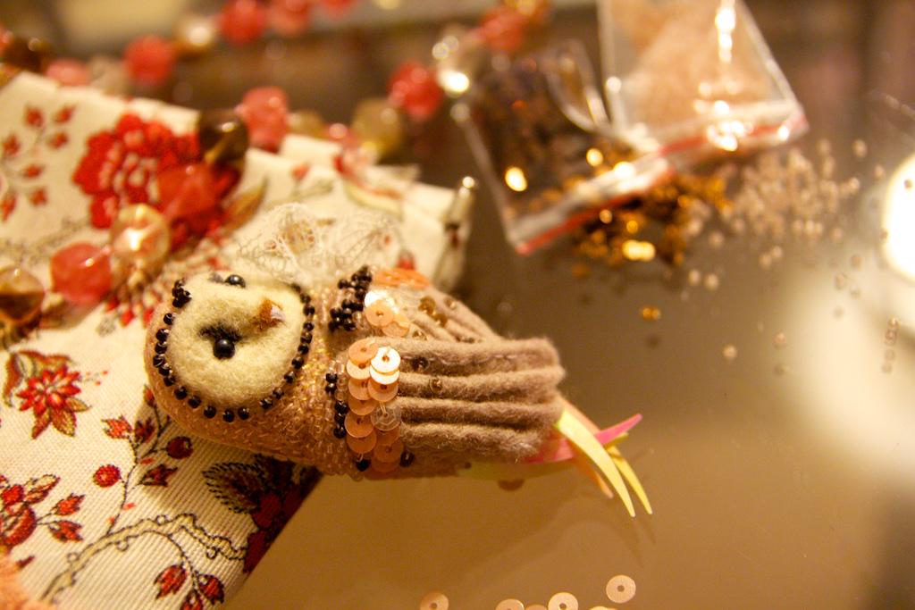 yoFANCY_design's tweet photo. #Barnowl #couture brooch is finished. More on the go. #yoFANCY, #sheffieldsuper, #Southyorkshire http://t.co/PSyXHPkXLf