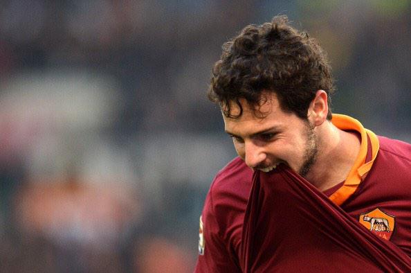 SofaFootball's tweet photo. Mattia Destro is on the verge of completing a move to AC Milan from AS Roma http://t.co/BO0gnHAlrE