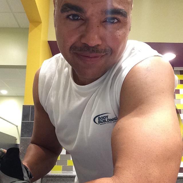 PlesJones3's tweet image. Best part of waking up... Putting in that bodywork #fitnessLifestyle #gunwork #motivation #loveyourself #nevergiveup