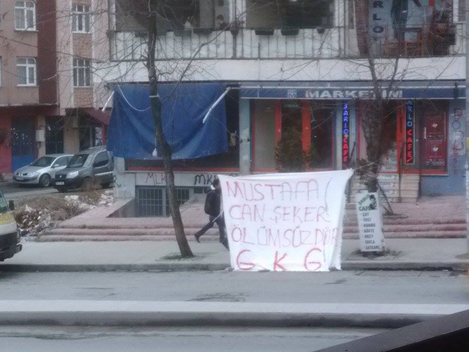 YPG Savaşçısı Zülfikar Kuşanan 
Mahallemizin Evladı Yiğidimiz Mustafa Can Şeker GKG Milisleri Tarafından Selamlandı.