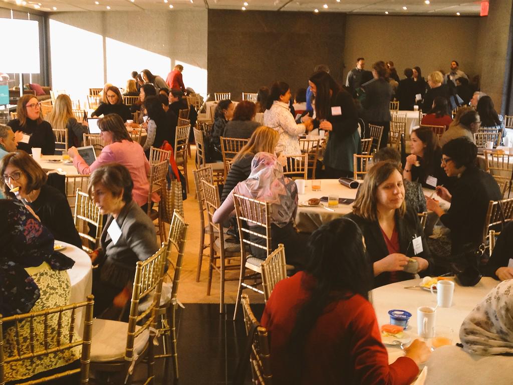 bertavalle's tweet image. Que privilegio escuchar a mujeres extraordinarias compartir sus experiencias e ideas en #code15 #NY