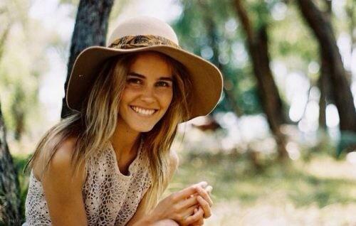 Happy Birthday 30th \"Isabel Lucas\"      MV Give Me Love           The Loft. 