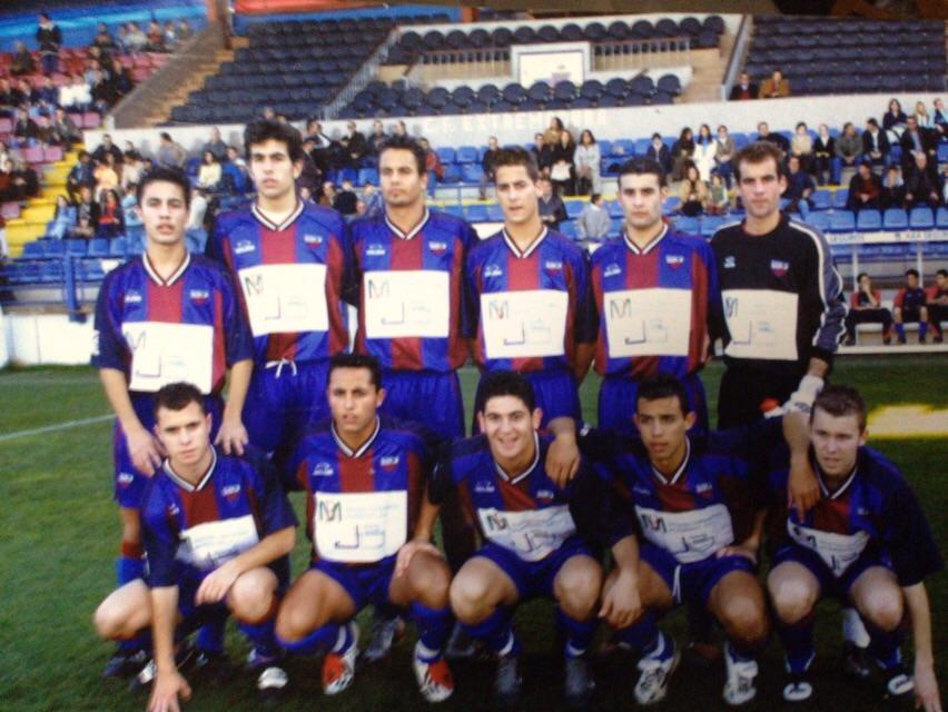 gr_tomy10's tweet photo. @samirzebir16 @chygrinski @ChristianMG21 @itosierra_4 @Pericopete10 @pichi_84 @Luistrual grandes recuerdos http://t.co/h4alsw607n