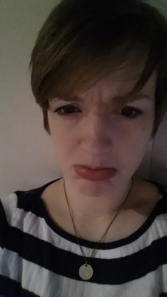 libbydoodle's tweet photo. Bringing back the good old #SpaceX3 Launch Scrub Face for this one. #SMAP http://t.co/kwj483hVKi