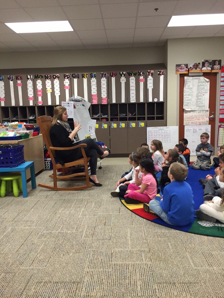 NoblNorth's tweet image. Observing @CallieMooreK with @PREPrincipal this morning!  #greatinstruction
