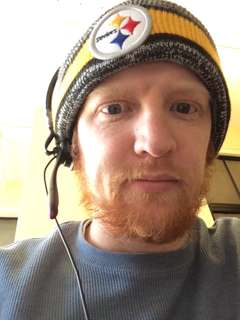 ZachNading_'s tweet image. So THIS is what makes Call of Duty so cool...#headsetlife