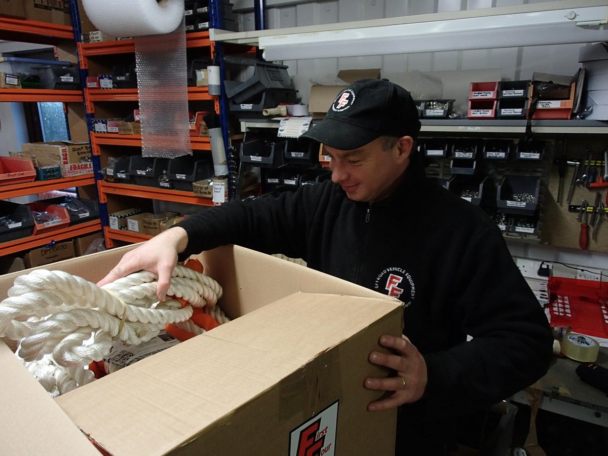 FIRSTFOUR's tweet photo. It must be snowing! Just sending 10 tow ropes off to a Midlands Police Force. http://t.co/66K5iF9zzx