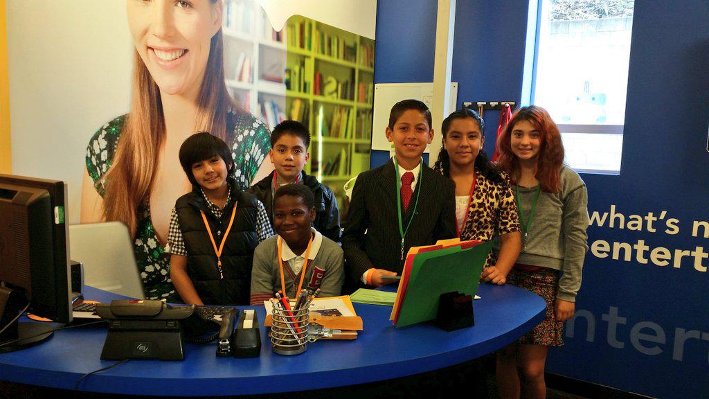 Patymcollier's tweet photo. 5th gr Crusaders communicating, collaborating, acquiring business knowledge at JA BizTown. #Cooklearns #CookCrusaders http://t.co/DqZx8tzXpN