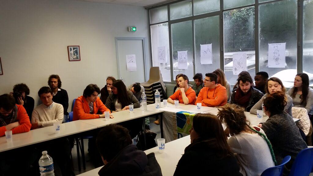 LeLocal_asso's tweet image. #dlej le service civique volontaire benevolat ou vers une obligation ? Le débat s'anime