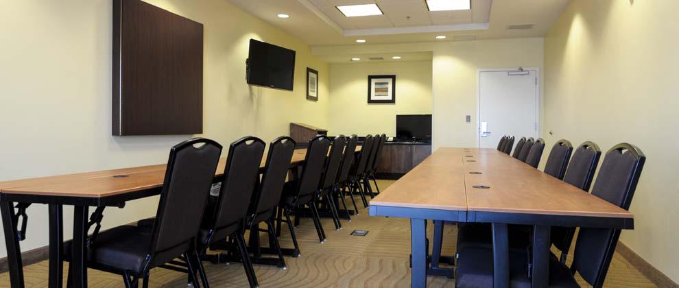InnTooele's tweet photo. We invite you to consider our #hotel for your next business meeting in Tooele, Utah.  http://t.co/AyyD39X0YG http://t.co/Pp2LuitoM1