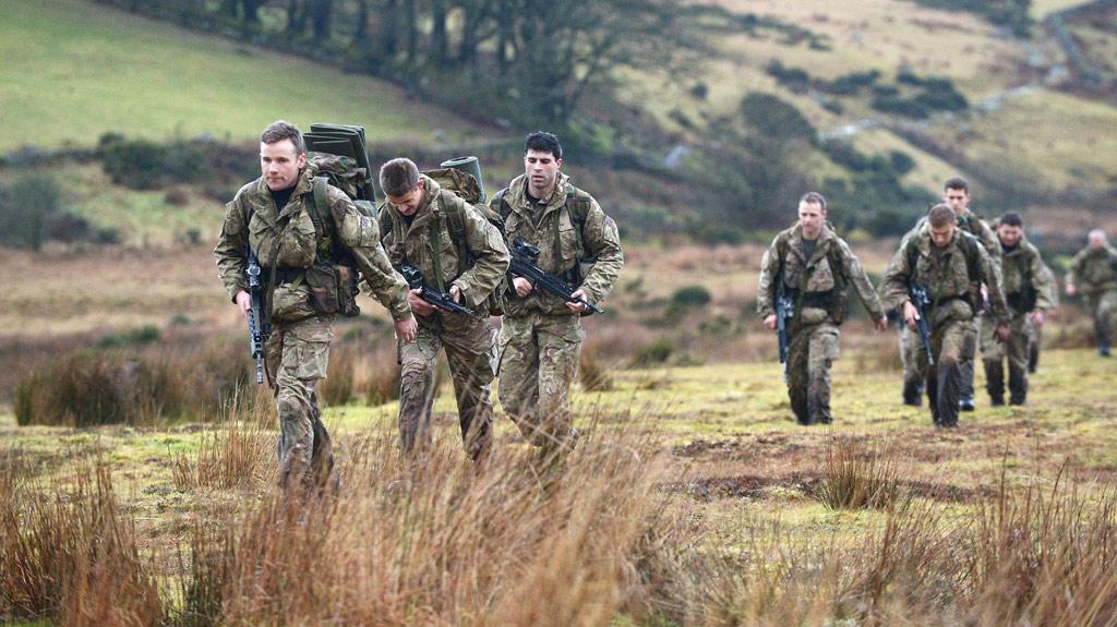 RoyalNavy's tweet photo. Latest batch of Royal Marines Reservists endure challenging conditions on Dartmoor http://t.co/ZAKTkWmtUN http://t.co/pvJwEI9UUG