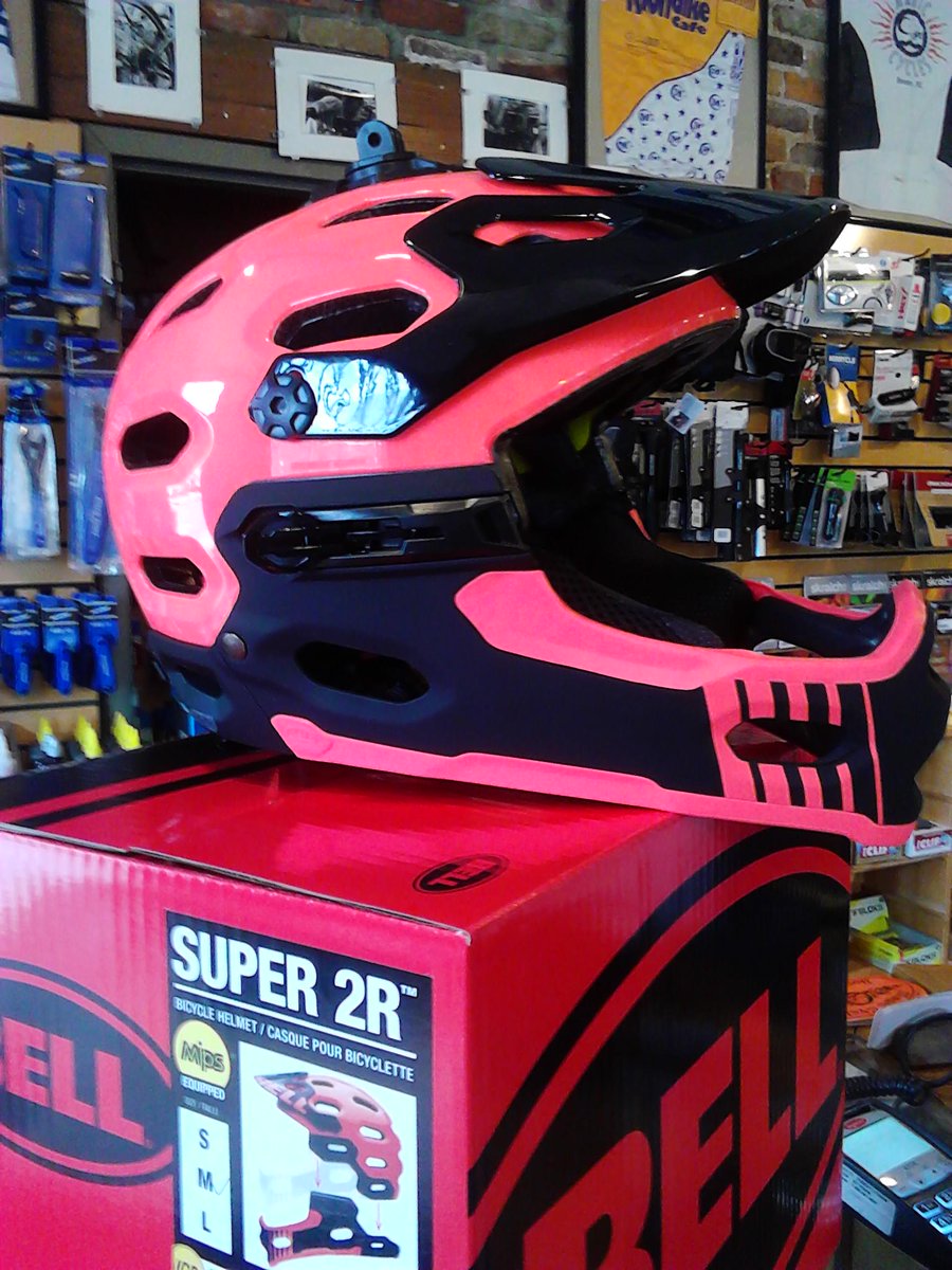 magiccycles's tweet image. Just in... $220 is a killer deal on a killer lid!