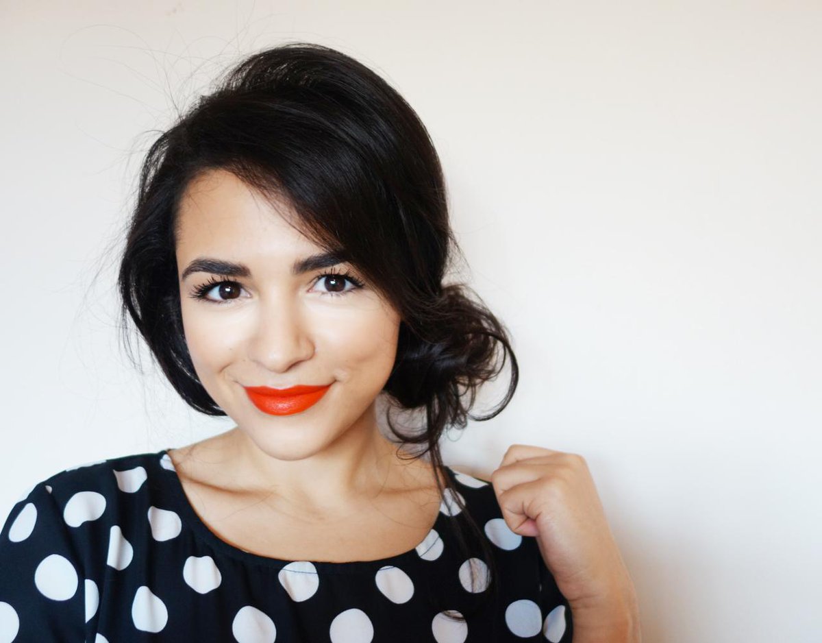 StyleListCanada's tweet image. .@RemaGouyez shares 5 great office hairstyles perfect for the lazy gal in all of us bit.ly/15QOajt