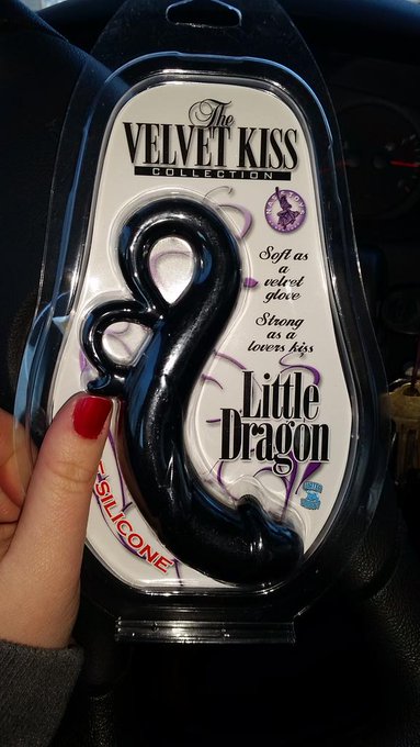 Yay! I love when I get presents!! Can't wait to Fuck myself in the ass with my new dragon. ♡ http://t<a href="/tag/puppylove"class="tags"><span>#puppylove</span></a>