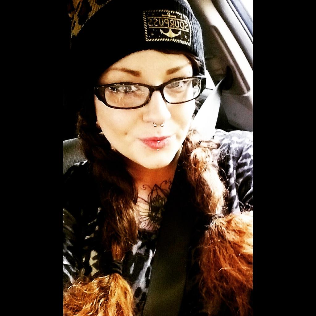 LizLethal1116's tweet photo. Canadians up in the house. #sourpuss #canadianmillennials #canadianssaytouque http://t.co/tdzSM2a4z7