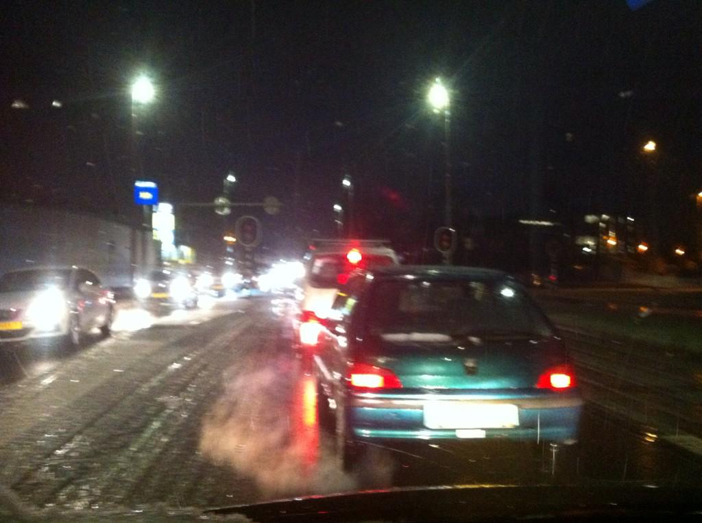 Muurvast op de Westervoortsedijk. Nog op tijd voor de hardlooptraining?