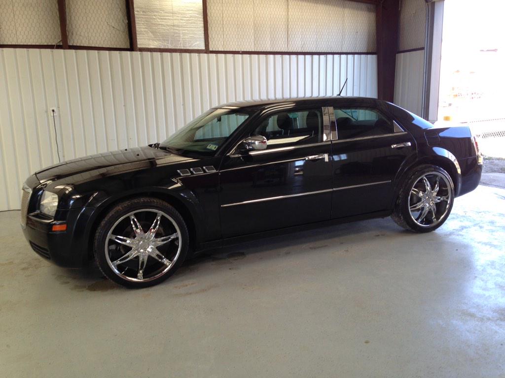 keepinclean's tweet image. 2002 Chrysler 300.                        Full Detail for B&amp;amp;D Motors #DetailObsessed