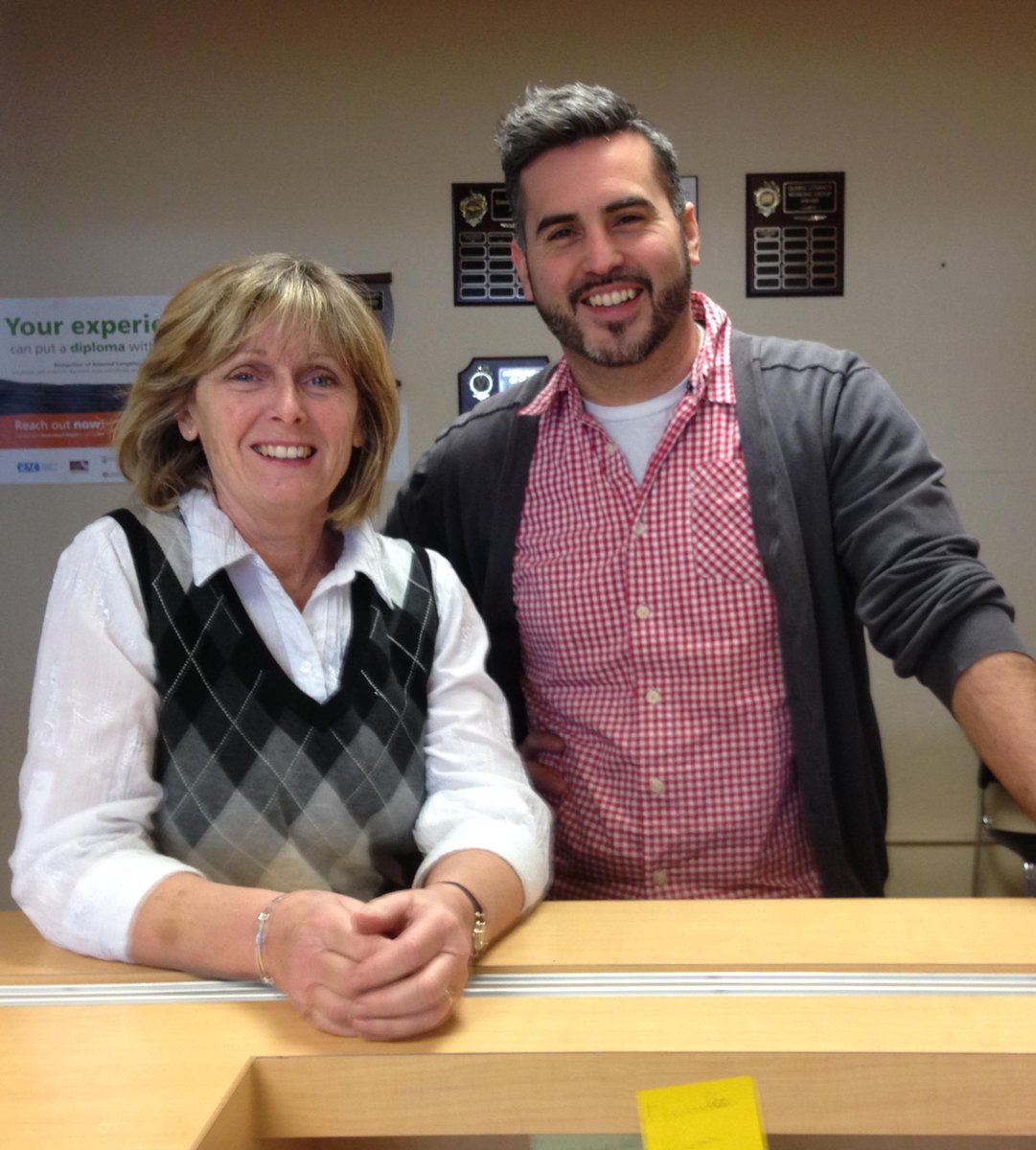 ACCESS_RSB's tweet photo. Our academic advisors, Linda and Dave, wish all ACCESS students a great new semester! http://t.co/itosgRldrw