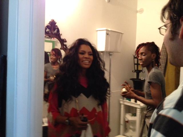 nicoleCmullen's tweet photo. From Team Nicole: Happening Now!! Photo Shoot
#nicolecmullenfun #TrueBeYouTee #ncmnewmusic http://t.co/dcmQ8RyhG7