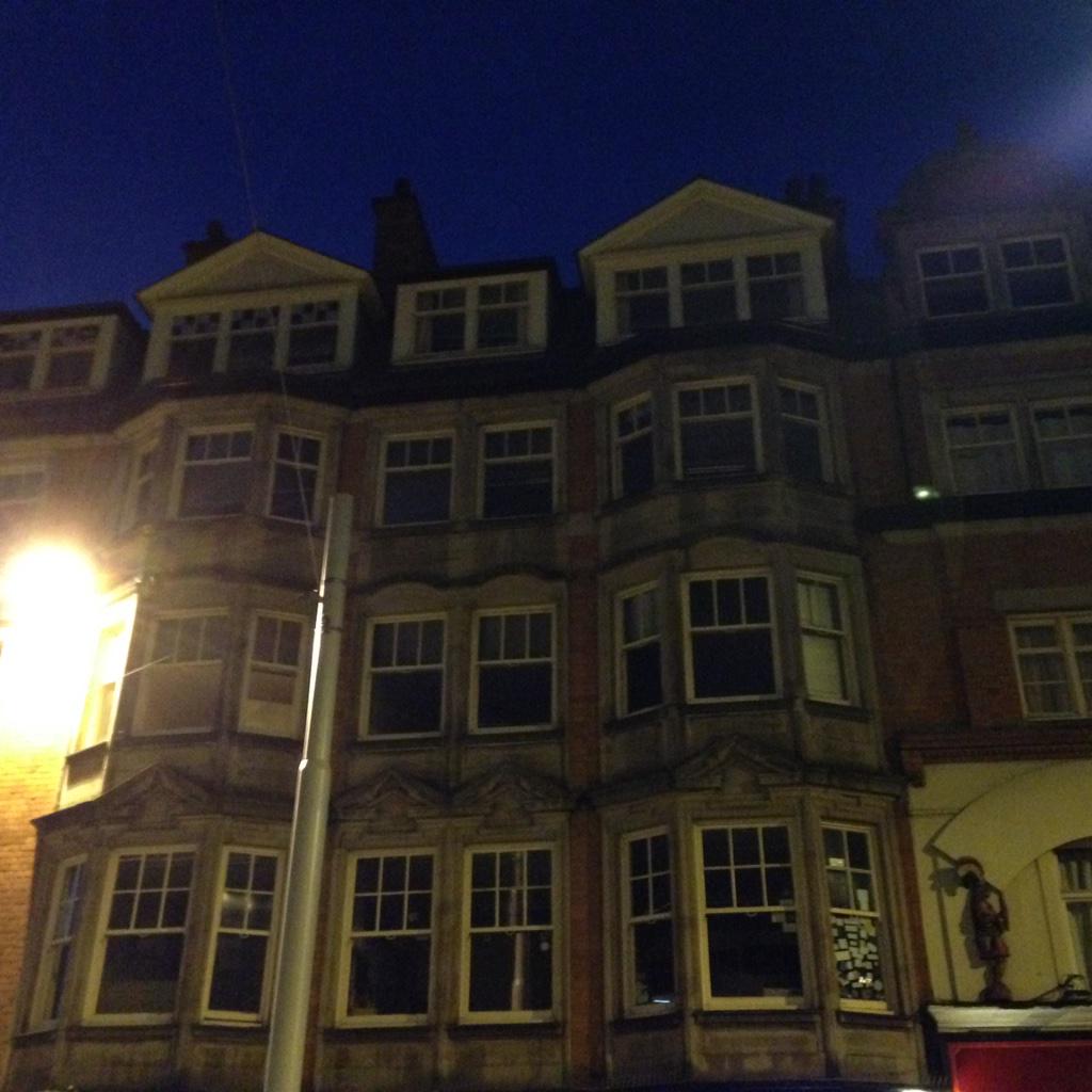 #DHGNottingham #DHGDerby #DHGpureH20 our first job of the day in the City of #Nottingham at 4am very cold &amp; too early