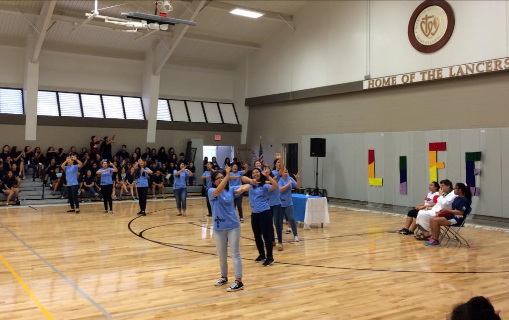 SHA_kaleo's tweet photo. Academy students celebrate LIFE Mass #SHAkaleo #shasquad http://t.co/VsQjg2Msn0