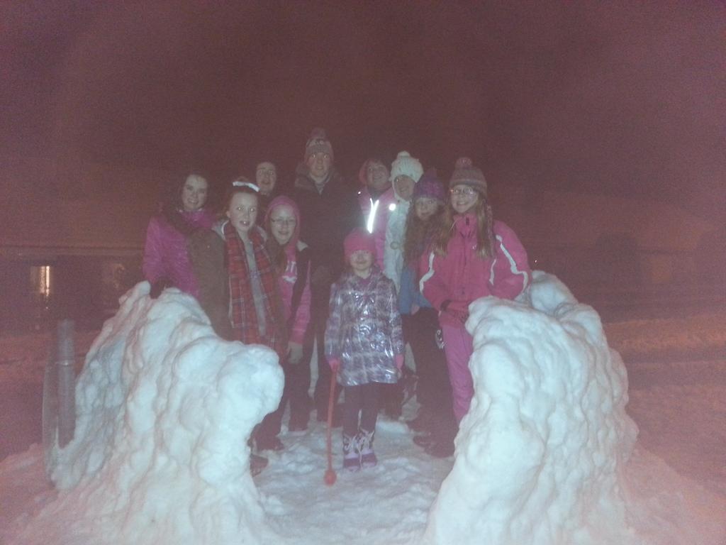 nutcrackers28's tweet image. Igloo on the roundabout!!