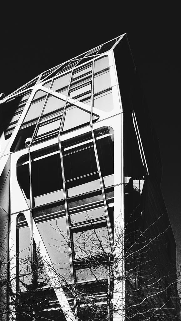 choosegoose28's tweet photo. #LAarchitect #neildenari #highline http://t.co/6EgGjtfDNR