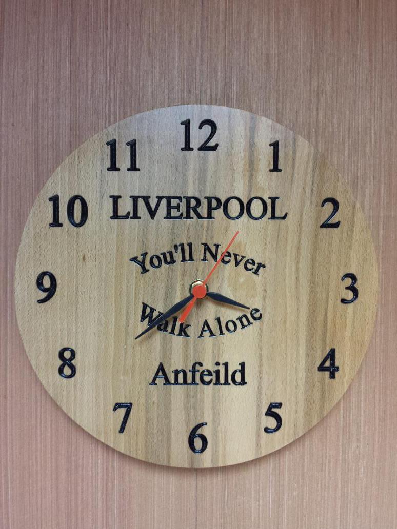 curtin_ken's tweet photo. Nice clock with any football team or logo http://t.co/wLAwfj5wkg