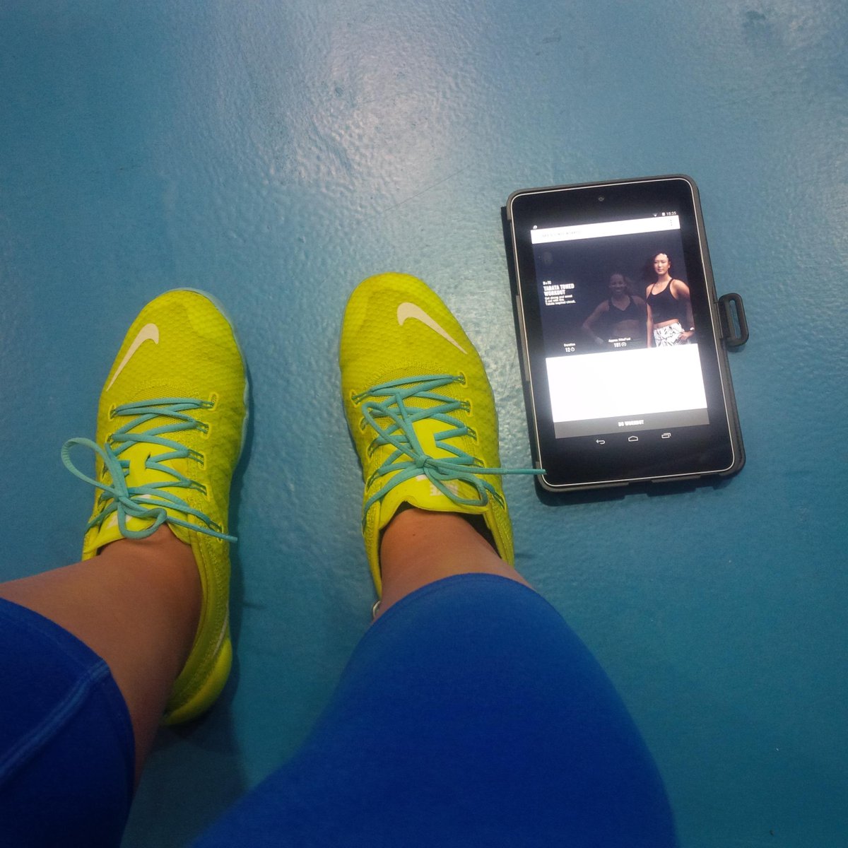 Z_Energy's tweet photo. @NikeUk @NikeWomen #ntcweek #crewkbsistas are gearing up again! @Eglemil @EMSM2 @ajturbelin Hustle time AGAIN! http://t.co/WdnMvRlKwb