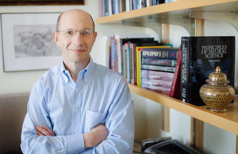Professor Dan Lowenstein named new Executive Vice Chancellor and Provost of UCSF tinyurl.com/mwfz6qv