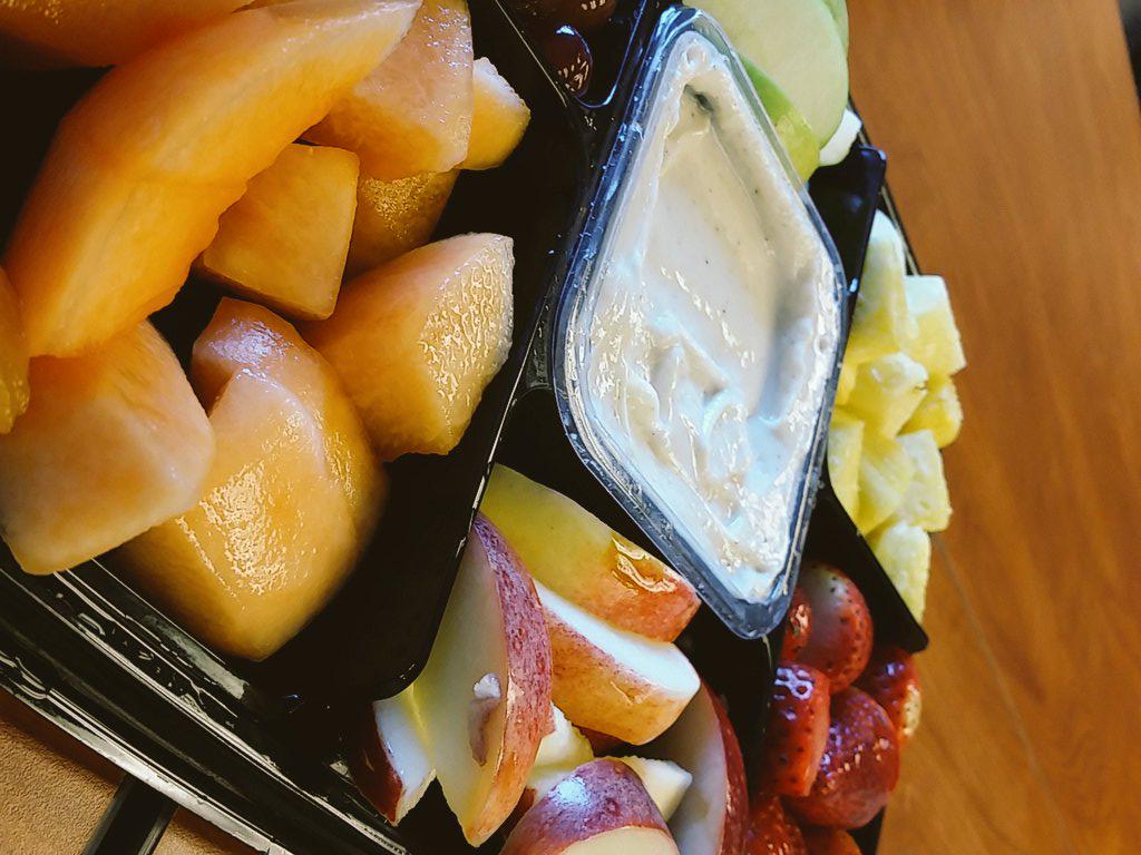 _vkenned's tweet image. #livetweet #fruittray