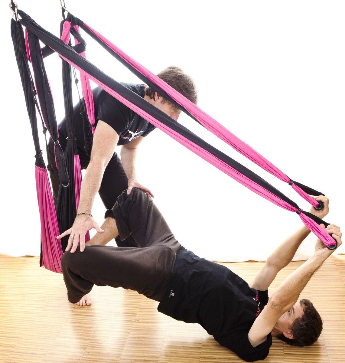 PORQUE PRACTICAR PILATES AÉREO CHICOS!!! clasespilatesaereo.es/es/pagina/porq…
