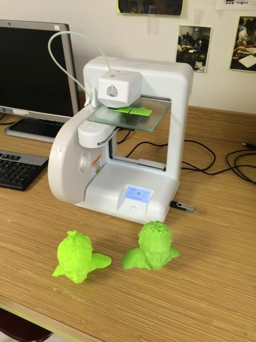 OmarEValdivia's tweet photo. @hisdSTEM 3D scanning and printing at Pugh Elementary School. http://t.co/g8SPL6sAKu