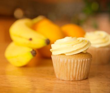 Todaysparent's tweet image. Got overripe bananas hanging around? Get baking! 11 of our BEST baking-with-banana #recipes ow.ly/IaMiq