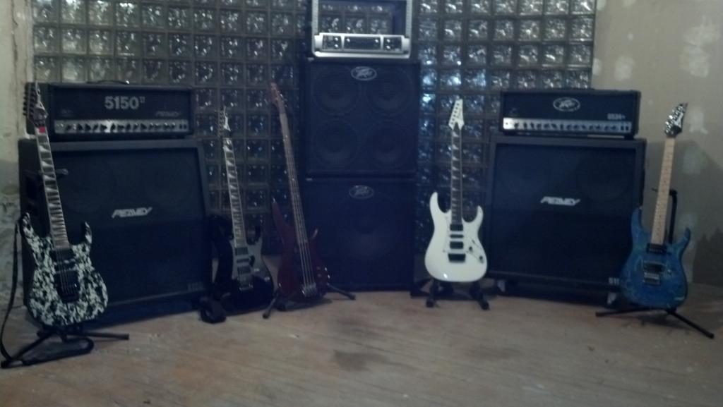 Left_Astray's tweet image. Ready to get back on the road

#peavy #showtime #newmusic