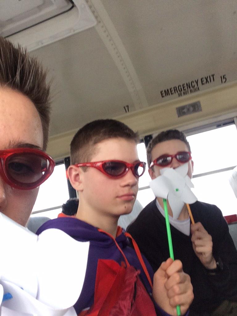 Carter_Voss's tweet photo. Pinwheel game too strong #stillampfromythebus #engineerflow #weout http://t.co/3I1Ho17h5D
