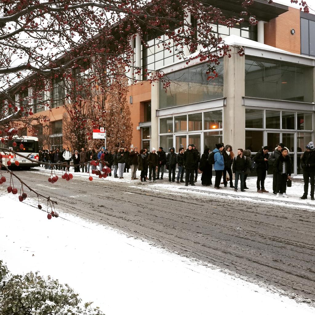 yourYUSC's tweet photo. Stay strong, folks! 💪#yorku #yusc #instayusc http://t.co/BvVHiIxbbT