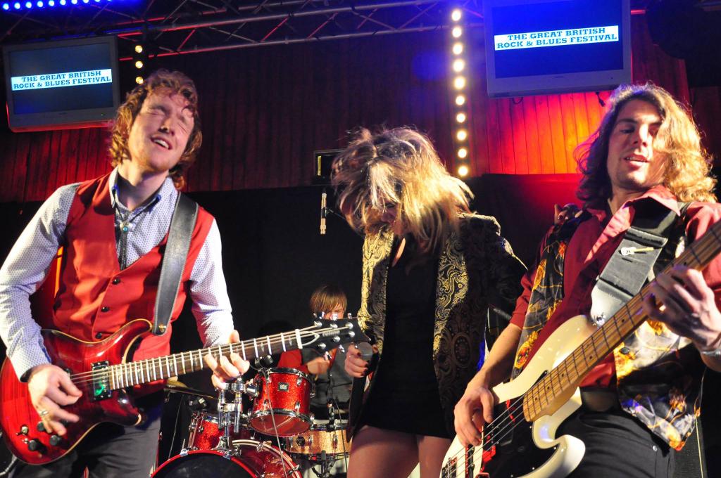 Red Butler (@redbutlermusic) on Twitter photo <a href="/redbutlermusic/">Red Butler</a> <a href="/SolidEnts/">Solid Entertainments</a> <a href="/100clubLondon/">The 100 Club</a> Sat 7th Feb, £8, 3 Bands. Email redbmanagement@alexredbutler.com for ticks <a href="/redbutlermusic/">Red Butler</a> <a href="/SolidEnts/">Solid Entertainments</a> <a href="/100clubLondon/">The 100 Club</a> Sat 7th Feb, £8, 3 Bands. Email redbmanagement@alexredbutler.com for ticks