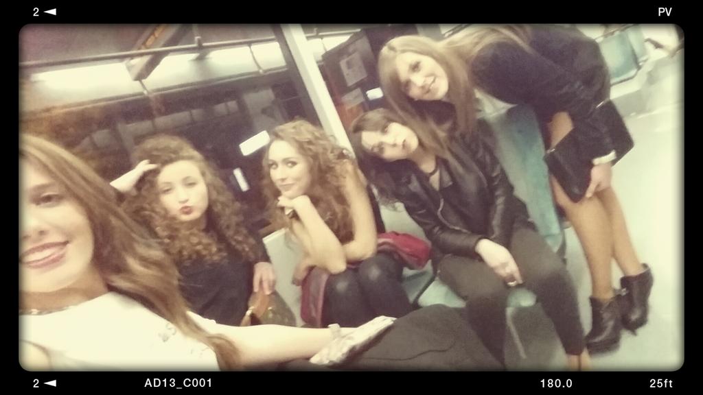 Ele_sielva's tweet photo. Alicante 2015 @isa_bel @marta_pequis @Sandra_nuages1 @melanie_garciam http://t.co/gtmLZBkcA1